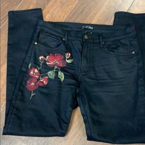 Aqua black embroidered jean size 29.